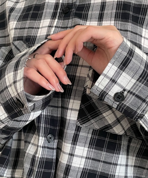 WEGO（ウィゴー）の「WEGO/【25年春夏新作】チェックショートシャツ（シャツ/ブラウス・レディース・ブラック/アイボリー・FREE）」の7枚目の写真