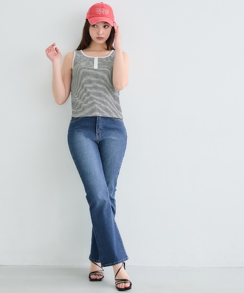 coca（coca）（コカ）の「【WEB限定セール】OUTBRAヘンリーネック風カップ付きタンクトップ（タンクトップ・レディース・ライトベージュ/その他1/ネイビー・S/M/L）」の16枚目の写真