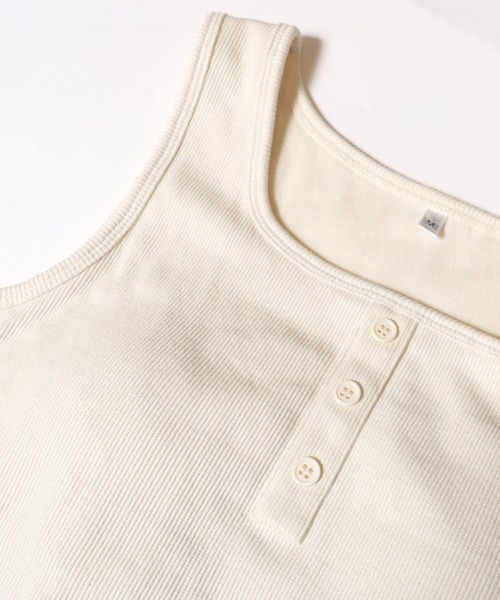 coca（coca）（コカ）の「【WEB限定セール】OUTBRAヘンリーネック風カップ付きタンクトップ（タンクトップ・レディース・ライトベージュ/その他1/ネイビー・S/M/L）」の21枚目の写真