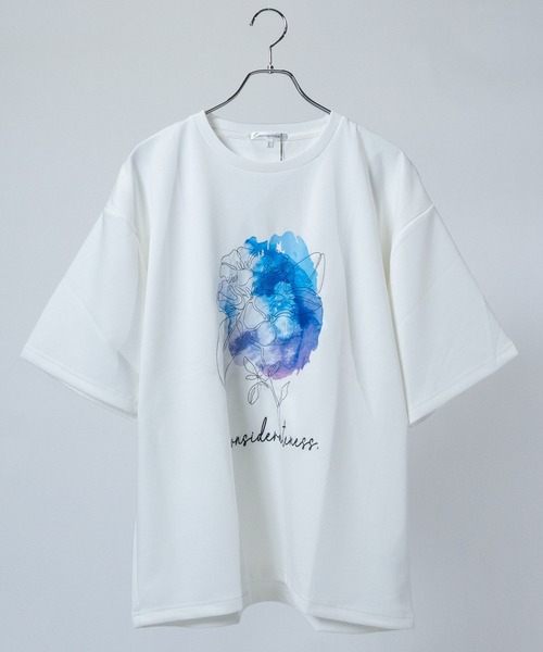 JOHN'S CLOSET（ジョンズクローゼット）の「【13】ムーン/フラワーグラフィック ビッグシルエット ポンチTシャツ（Tシャツ/カットソー・メンズ・ホワイト系1/ホワイト系2/ホワイト系3/ブラック系2/ライトグレー系1/ライトグレー系3/ブラック系1/ブラック系3/ライトグレー系2・MEDIUM/LARGE）」の4枚目の写真