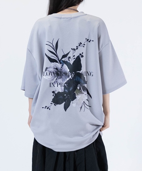 JOHN'S CLOSET（ジョンズクローゼット）の「【13】ムーン/フラワーグラフィック ビッグシルエット ポンチTシャツ（Tシャツ/カットソー・メンズ・ホワイト系1/ホワイト系2/ホワイト系3/ブラック系2/ライトグレー系1/ライトグレー系3/ブラック系1/ブラック系3/ライトグレー系2・MEDIUM/LARGE）」の20枚目の写真