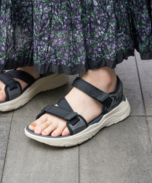 セール】Teva/テバ 別注 ZYMIC サンダル（サンダル）｜IENA（イエナ