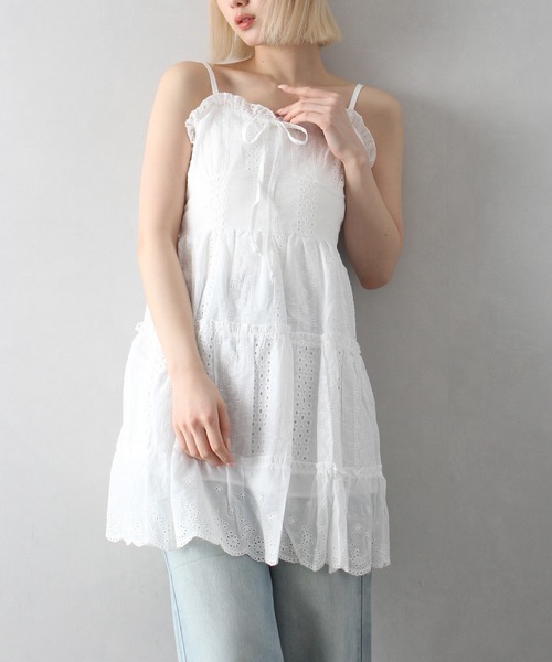 SpRay(スプレイ)の「【春夏新作】エンブロティアードミニキャミワンピース(ワンピース・レディース・ホワイト/アイボリー・FREE)」の7枚目の写真