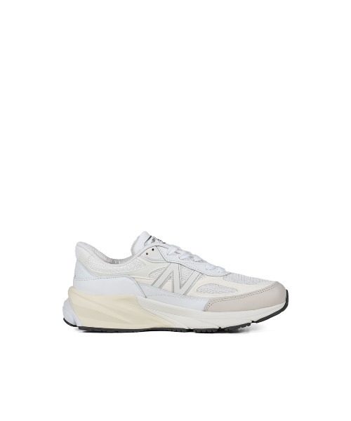 NEW BALANCE(ニューバランス)の「U990(スニーカー・メンズ・ホワイト系その他・28cm/27.5cm/27cm/26.0cm/26.5cm/28.5cm/29cm)」の2枚目の写真