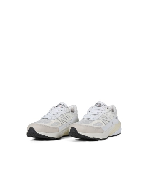 NEW BALANCE(ニューバランス)の「U990(スニーカー・メンズ・ホワイト系その他・28cm/27.5cm/27cm/26.0cm/26.5cm/28.5cm/29cm)」の3枚目の写真