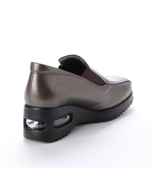 Atelier（アトリエ）の「【3E】エアークッションサイドゴアスリッポン（スリッポン・レディース・ゴールド×グレー/ブラック/ライトブラック/その他10/その他18・23.5cm/23cm/22.5cm/22cm/24.5cm/24cm）」の13枚目の写真