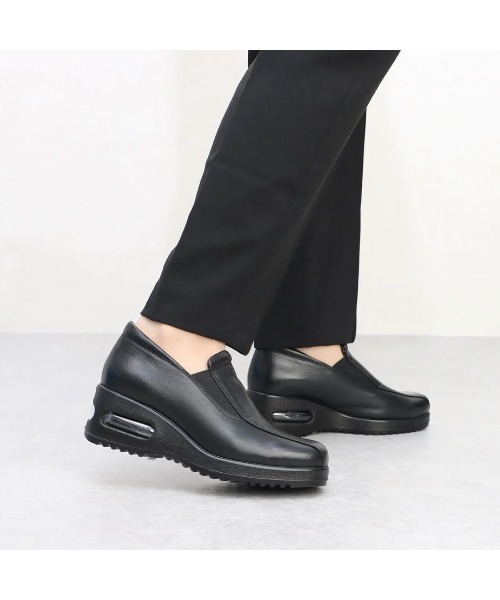 Atelier（アトリエ）の「【3E】エアークッションサイドゴアスリッポン（スリッポン・レディース・ゴールド×グレー/ブラック/ライトブラック/その他10/その他18・23.5cm/23cm/22.5cm/22cm/24.5cm/24cm）」の17枚目の写真