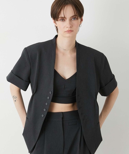 LA PEAU DE GEM（ラポドゥジェム）の「【LA PEAU DE GEM】halfsleeve hole jacket/ハーフスリーブホールジャケット（テーラードジャケット・レディース・ブラック/グレー/ベージュ・FREE）」の14枚目の写真