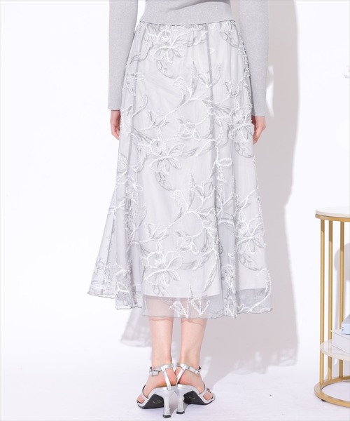 SWINGLE（スウィングル）の「刺繍エンブロイダリーチュールスカート（スカート・レディース・グレー系その他/ホワイト系その他2/ベージュ系その他2・MEDIUM/SMALL）」の7枚目の写真
