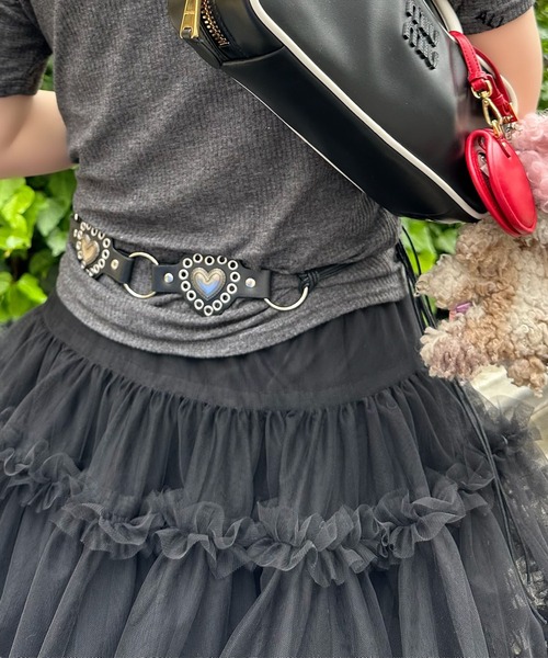 Alley Tokyo(アリートーキョー)の「ハート&スタッズフリンジベルト(ベルト・レディース・ブラック/ブラウン・FREE)」の8枚目の写真