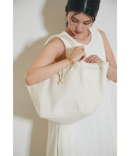 &. NOSTALGIA(アンドドットノスタルジア)の「キャンバストートバッグ(ハンドバッグ・レディース・アイボリー・FREE)」の8枚目の写真