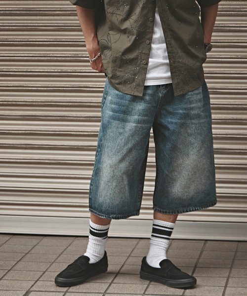ALL RUNS(オールランズ)の「Faded denim half pants / 色落ち加工 デニムハーフパンツ メンズ 秋物 秋服 2026年秋冬(デニムパンツ・メンズ・ブラック/ブルー系2/ブルー系3/ブルー系1・L/M)」の17枚目の写真