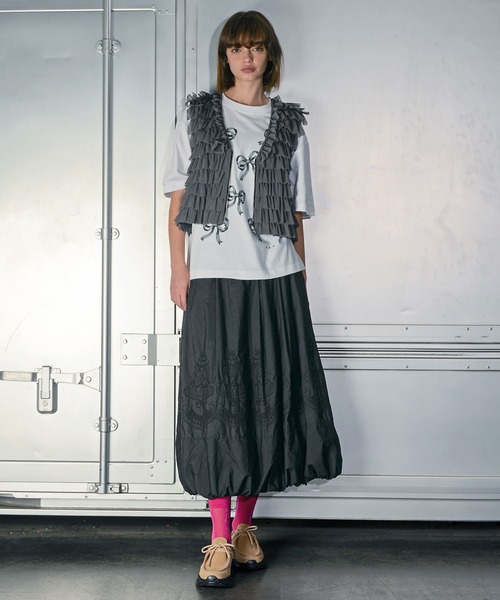 H.A.K(ハク)の「5.6オンスコットン天竺リボンモチーフプリントTシャツ(Tシャツ/カットソー・レディース・ホワイト/ピンク/チャコール・FREE)」の8枚目の写真