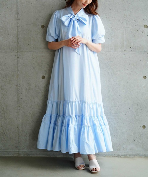 Sawa a la mode(サワアラモード)の「パフスリーブリボンティアードワンピース(ワンピース・レディース・ブラック/ピンク/ブルー・FREE)」の2枚目の写真