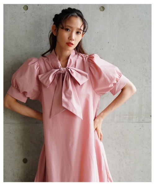 Sawa a la mode(サワアラモード)の「パフスリーブリボンティアードワンピース(ワンピース・レディース・ブラック/ピンク/ブルー・FREE)」の7枚目の写真