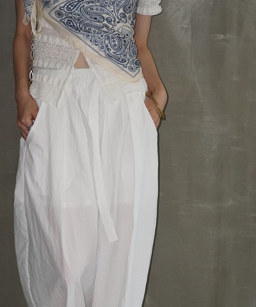 chuclla(チュクラ)の「テクスチャード ボリュームワイドパンツ chw25s085(その他パンツ・レディース・ダークグレー/ホワイト/ブラック・L/M)」の6枚目の写真