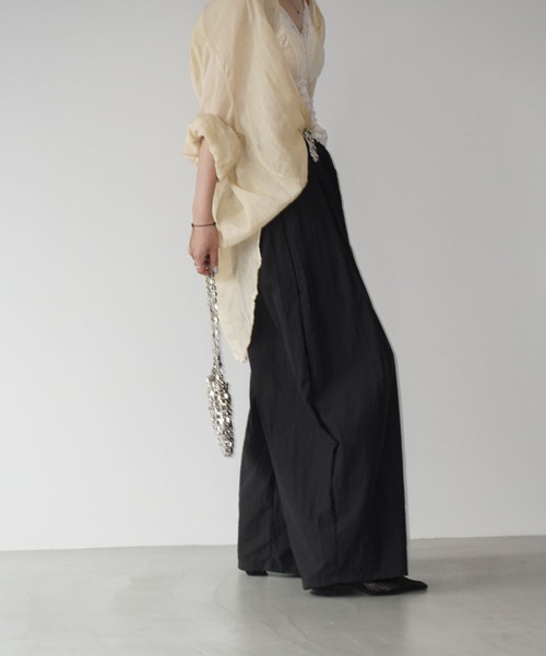 chuclla(チュクラ)の「テクスチャード ボリュームワイドパンツ chw25s085(その他パンツ・レディース・ダークグレー/ホワイト/ブラック・L/M)」の16枚目の写真