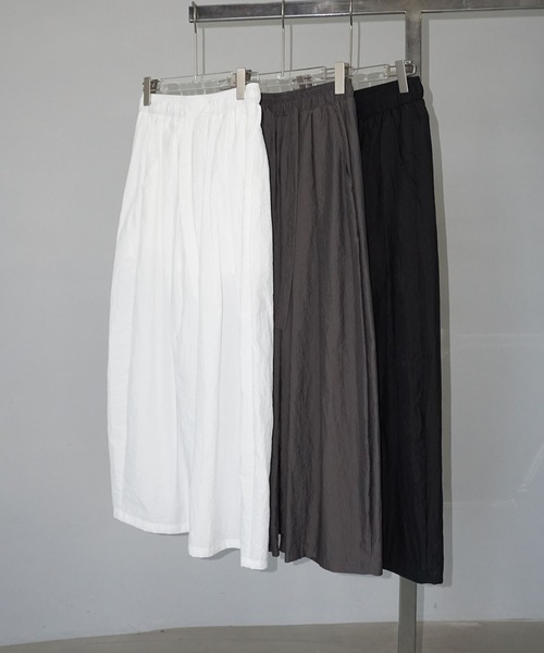 chuclla(チュクラ)の「テクスチャード ボリュームワイドパンツ chw25s085(その他パンツ・レディース・ダークグレー/ホワイト/ブラック・L/M)」の22枚目の写真