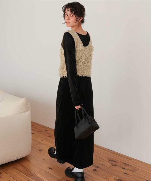 titivate（ティティベイト）の「ループデザインニットベスト（ベスト・レディース・アイボリー/チャコール/ベージュ・M/L）」の21枚目の写真