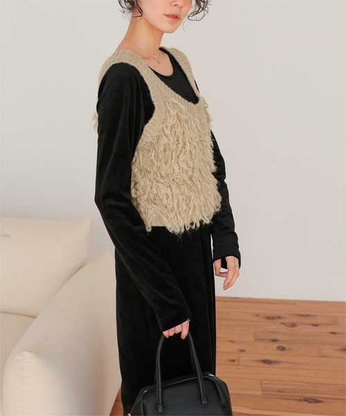 titivate（ティティベイト）の「ループデザインニットベスト（ベスト・レディース・アイボリー/チャコール/ベージュ・M/L）」の22枚目の写真