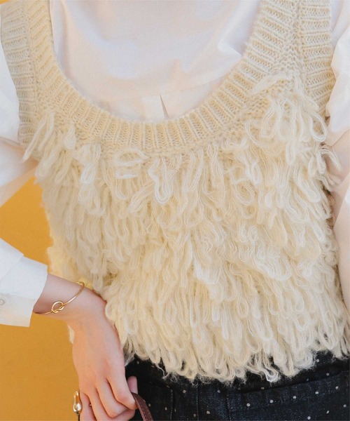 titivate（ティティベイト）の「ループデザインニットベスト（ベスト・レディース・アイボリー/チャコール/ベージュ・M/L）」の10枚目の写真