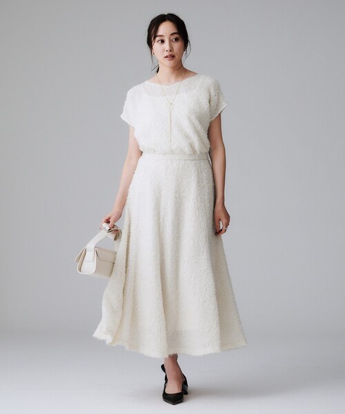 UNTITLED(アンタイトル)の「【セットアップ可/後ろウエストゴム】フェザーマーメイドスカート(スカート・レディース・アイボリー/ブラック・00/01/02/03/04/42/44/46/48/50)」の6枚目の写真