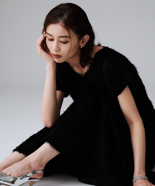 UNTITLED(アンタイトル)の「【セットアップ可/後ろウエストゴム】フェザーマーメイドスカート(スカート・レディース・アイボリー/ブラック・00/01/02/03/04/42/44/46/48/50)」の12枚目の写真