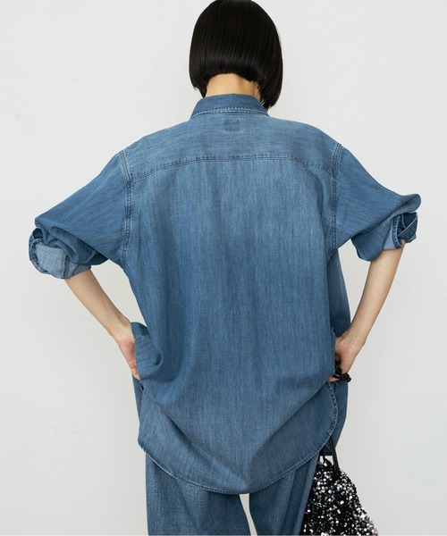 Lee（リー）の「Lee/リー こなれデニムシャツ　ゆるっとサイズ ライトオンスで着やすい 羽織 シャツ（シャツ/ブラウス・レディース・ブルー/ライトインディゴブルー・SMALL/MEDIUM）」の7枚目の写真