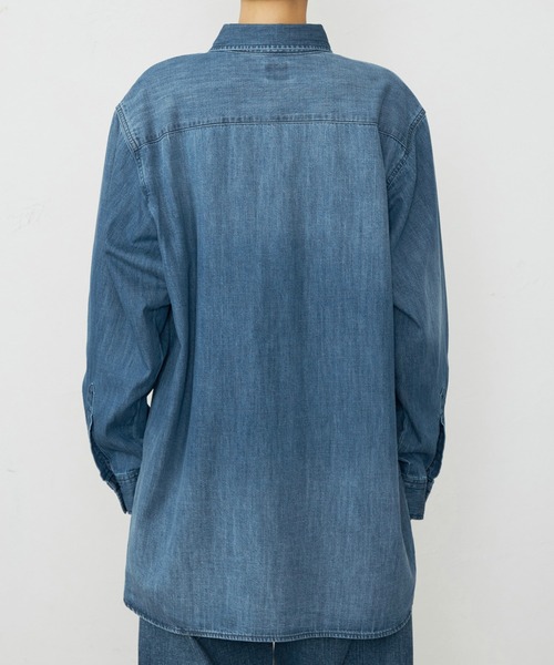 Lee（リー）の「Lee/リー こなれデニムシャツ　ゆるっとサイズ ライトオンスで着やすい 羽織 シャツ（シャツ/ブラウス・レディース・ブルー/ライトインディゴブルー・SMALL/MEDIUM）」の8枚目の写真