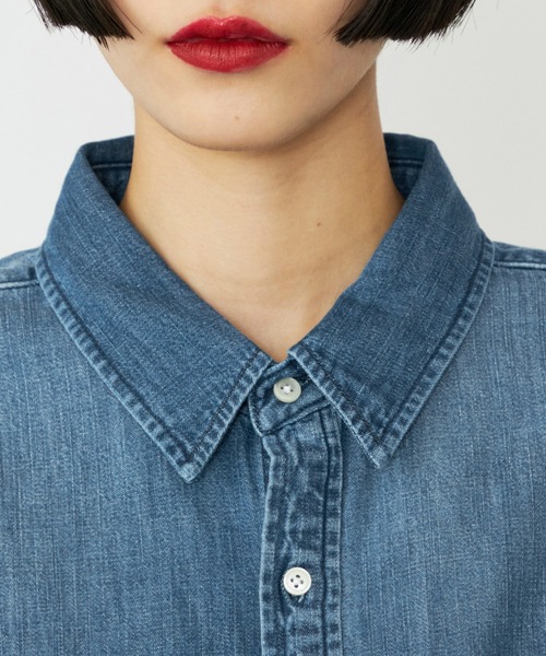 Lee（リー）の「Lee/リー こなれデニムシャツ　ゆるっとサイズ ライトオンスで着やすい 羽織 シャツ（シャツ/ブラウス・レディース・ブルー/ライトインディゴブルー・SMALL/MEDIUM）」の9枚目の写真