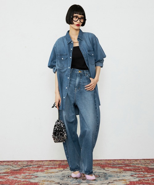 Lee（リー）の「Lee/リー こなれデニムシャツ　ゆるっとサイズ ライトオンスで着やすい 羽織 シャツ（シャツ/ブラウス・レディース・ブルー/ライトインディゴブルー・SMALL/MEDIUM）」の12枚目の写真