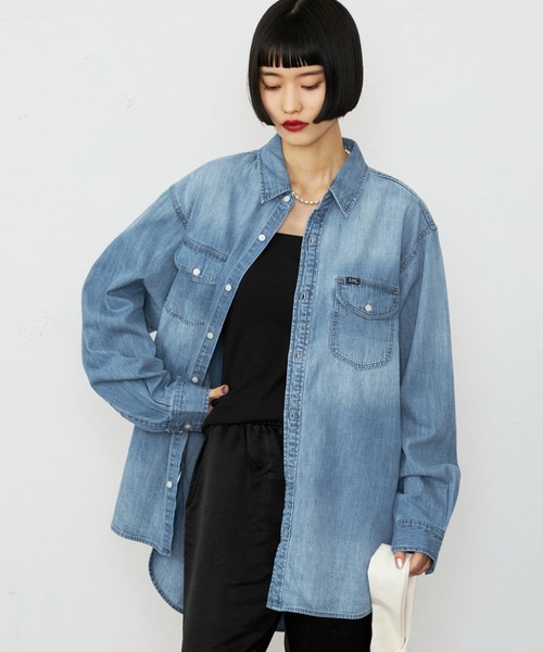 Lee（リー）の「Lee/リー こなれデニムシャツ　ゆるっとサイズ ライトオンスで着やすい 羽織 シャツ（シャツ/ブラウス・レディース・ブルー/ライトインディゴブルー・SMALL/MEDIUM）」の16枚目の写真