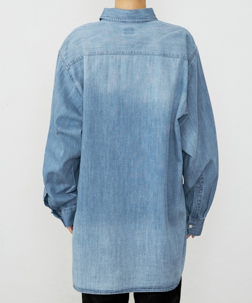 Lee（リー）の「Lee/リー こなれデニムシャツ　ゆるっとサイズ ライトオンスで着やすい 羽織 シャツ（シャツ/ブラウス・レディース・ブルー/ライトインディゴブルー・SMALL/MEDIUM）」の21枚目の写真