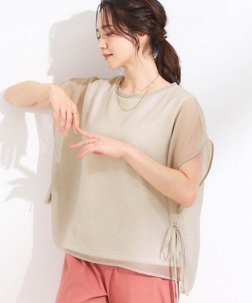 SHOO・LA・RUE（シューラルー）の「【洗える/S-LL】上品なシアー感 レイヤード風トップス（シャツ/ブラウス・レディース・ブラック/ナチュラル/グリーン系・04/03/02/01）」の2枚目の写真