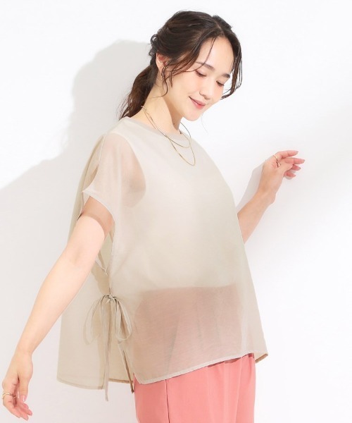 SHOO・LA・RUE（シューラルー）の「【洗える/S-LL】上品なシアー感 レイヤード風トップス（シャツ/ブラウス・レディース・ブラック/ナチュラル/グリーン系・04/03/02/01）」の13枚目の写真