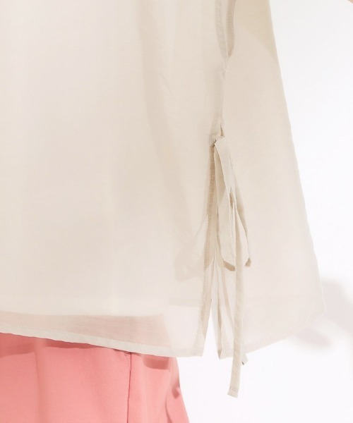 SHOO・LA・RUE（シューラルー）の「【洗える/S-LL】上品なシアー感 レイヤード風トップス（シャツ/ブラウス・レディース・ブラック/ナチュラル/グリーン系・04/03/02/01）」の20枚目の写真
