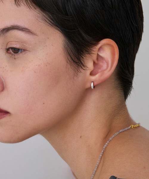 JUPITER(ジュピター)の「【K10】パフィーフープイヤリング/金属アレルギー対応 ニッケルフリー<動画あり>(イヤリング・レディース・ゴールド/シルバー・FREE)」の5枚目の写真