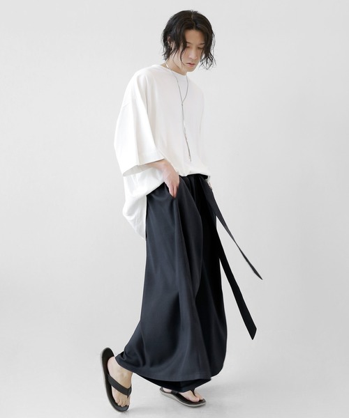 minsobi（ミンソビ）の「タックストラップワイドパンツ（その他パンツ・メンズ・ダークネイビー/ベージュ・FREE）」の17枚目の写真