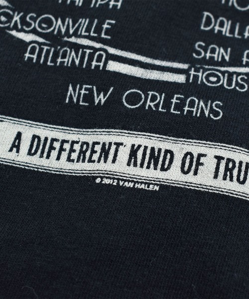GILDAN(ギルダン)の「【USED】GILDAN “Van Halen/A DIFFERENT KIND OF TRUTH” バンド Tシャツ(Tシャツ/カットソー・メンズ・ブラック・LARGE)」の6枚目の写真