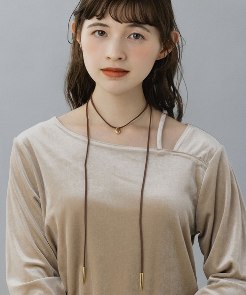 LA MUe（ラミュー）の「【LA MUE】メタルドロップ コードチョーカー（チョーカー・レディース・ゴールド・FREE）」の3枚目の写真