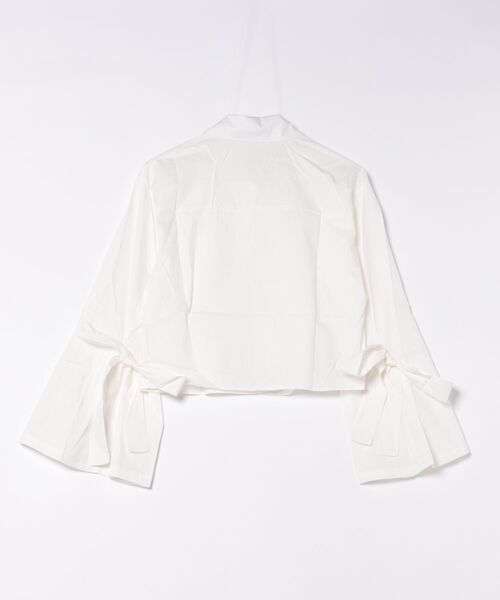 Uenui（ウニュイ）の「sleeve ribbon cropped shirt（その他トップス・レディース・ブラック/ホワイト・FREE）」の3枚目の写真