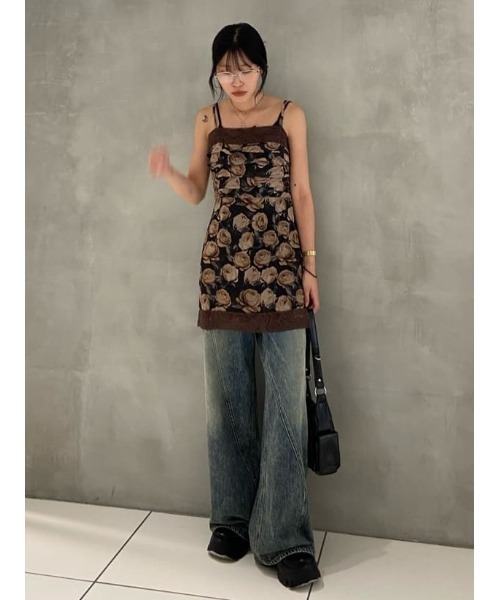 SLY（スライ）の「FLOWER LACE CAMI S/OP フラワーレース キャミ ショートワンピース 秋服 キャミワンピース（ワンピース・レディース・ブラウン/ピンク・FREE）」の17枚目の写真