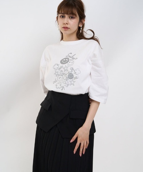 SALON DE ALFURD TOKYO(サロンドアルファード)の「ビッグTシャツ スマイリークローバー(Tシャツ/カットソー・レディース・ホワイト/ブラック・LARGE/SMALL)」の7枚目の写真