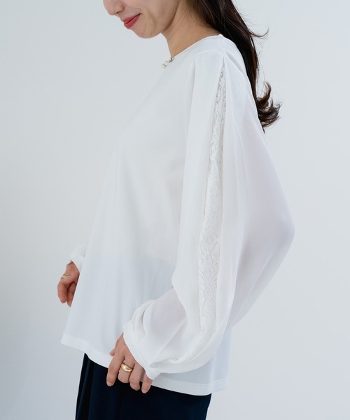 ANNA LUNA(アンナルナ)の「【ANNA LUNA】袖の スリット からのぞく レース がポイントの 上品ブラウス!(Tシャツ/カットソー・レディース・オフホワイト/ブラック/ベージュ・MEDIUM)」の15枚目の写真