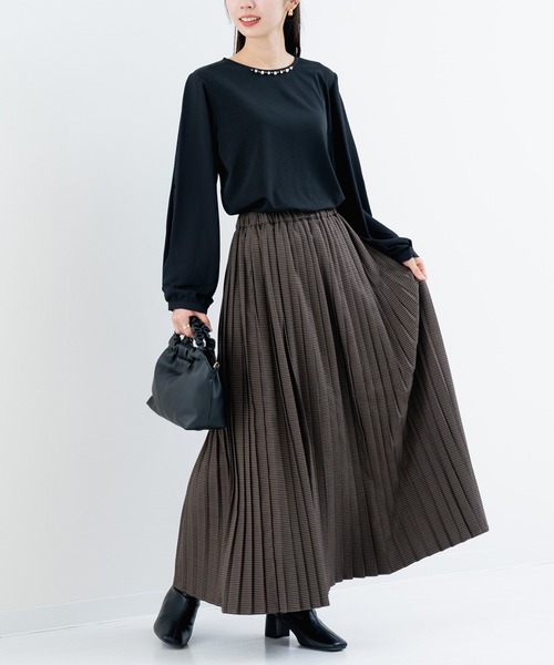 ANNA LUNA(アンナルナ)の「【ANNA LUNA】袖の スリット からのぞく レース がポイントの 上品ブラウス!(Tシャツ/カットソー・レディース・オフホワイト/ブラック/ベージュ・MEDIUM)」の5枚目の写真