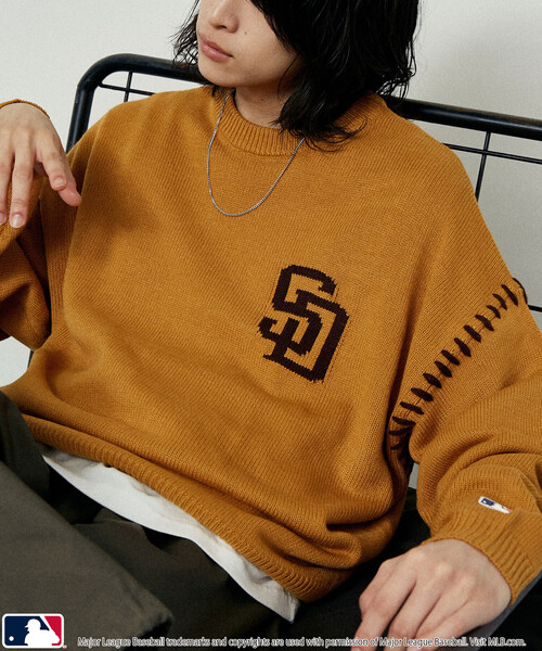 PUBLUX(パブリュクス)の「MLB/メジャーリーグベースボール 別注 STITCH KNIT PULLOVER/ステッチニットプルオーバー(限定展開)(ニット/セーター・メンズ・アイボリー/ブラック/アッシュグレー/ネイビー/マスタード・SMALL/MEDIUM/LARGE)」の9枚目の写真