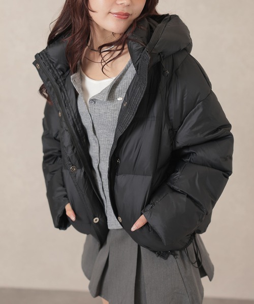 Lace Ladies(レースレディース)の「ボリューム フーディー ショート ダウン ジャケット(ダウンジャケット/コート・レディース・アイボリー/グレー/ブラック・FREE)」の8枚目の写真