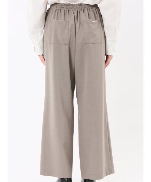 m.f.editorial（エムエフエディトリアル）の「【ストレッチ UVカット イージーケア】m.f.エディトリアル レディース ドライタッチ カルゼ イージーパンツ(セットアップ可能)（スラックス・レディース・ベージュ/ブラック・LARGE/MEDIUM）」の3枚目の写真