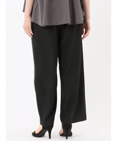 m.f.editorial（エムエフエディトリアル）の「【ストレッチ UVカット イージーケア】m.f.エディトリアル レディース ドライタッチ カルゼ イージーパンツ(セットアップ可能)（スラックス・レディース・ベージュ/ブラック・LARGE/MEDIUM）」の8枚目の写真