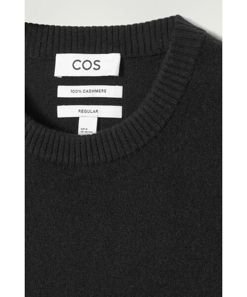 COS（コス）の「レギュラーフィットカシミヤ100%セーター（ニット/セーター・メンズ・ブラック/グレー・L/L/M/L/S/XL/L）」の6枚目の写真